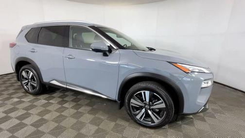Boulder Gray Pearl 2023 Nissan Rogue SL