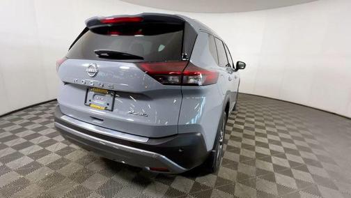 Boulder Gray Pearl 2023 Nissan Rogue SL
