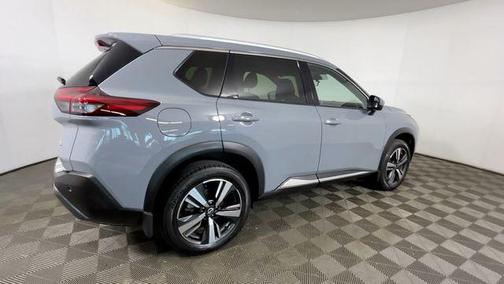 Boulder Gray Pearl 2023 Nissan Rogue SL