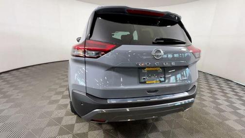 Boulder Gray Pearl 2023 Nissan Rogue SL