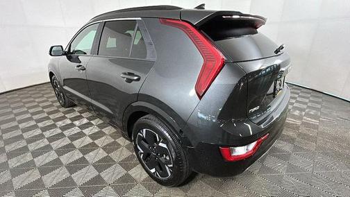 Graphite Gray 2024 Kia Niro EV Wind
