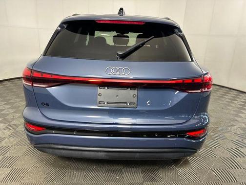 2025 Audi Q6 e-tron Premium Plus