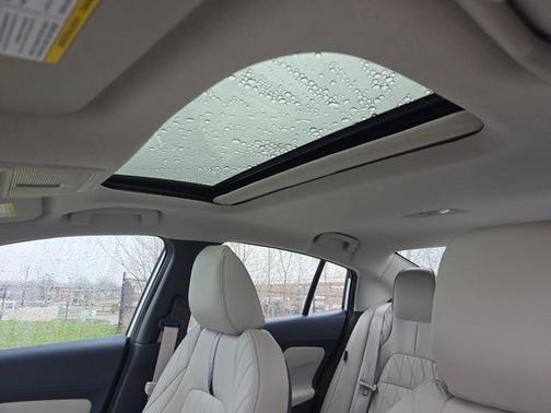 Aspen White Tricoat 2026 Nissan Sentra SL