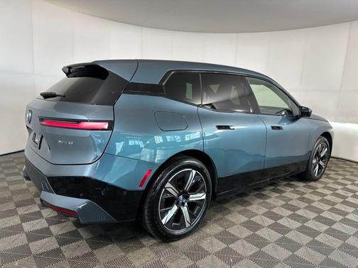 2024 BMW iX xDrive50