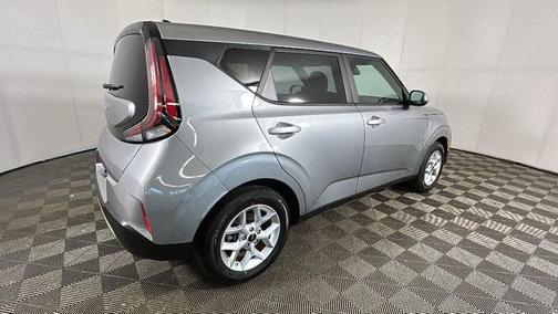 Steel Gray 2024 Kia Soul LX