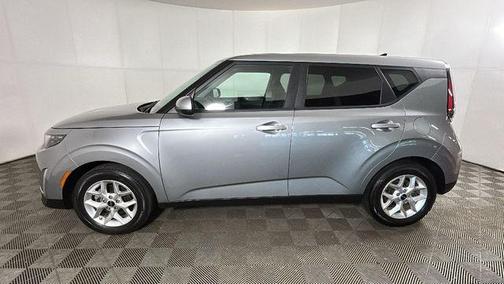 Steel Gray 2024 Kia Soul LX