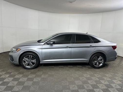2022 Volkswagen Jetta 1.5T SE