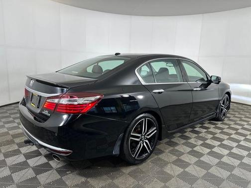 2017 Honda Accord Touring V6