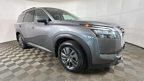 Gun Metallic 2024 Nissan Pathfinder SV