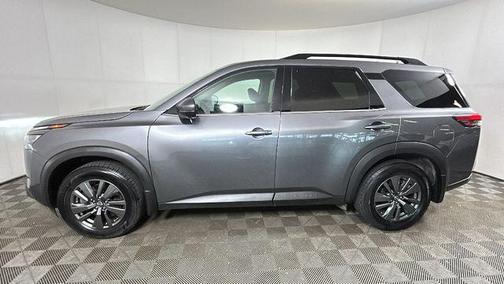 Gun Metallic 2024 Nissan Pathfinder SV