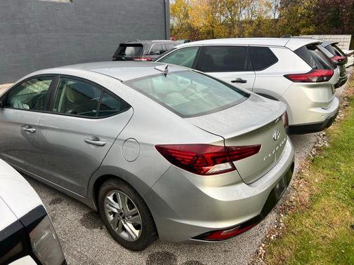 2020 Hyundai ELANTRA SEL