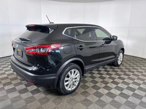 2021 Nissan Rogue Sport S