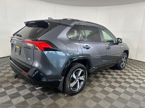 2021 Toyota RAV4 Prime SE
