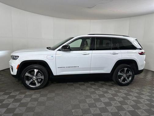 2023 Jeep Grand Cherokee 4xe Base