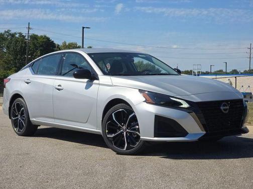 2025 Nissan Altima SR AWD