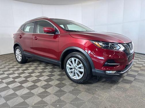 2022 Nissan Rogue Sport SV