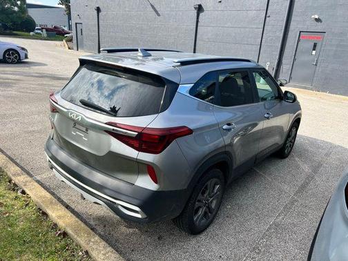 2022 Kia Seltos S