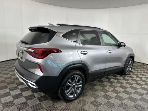 2022 Kia Seltos S