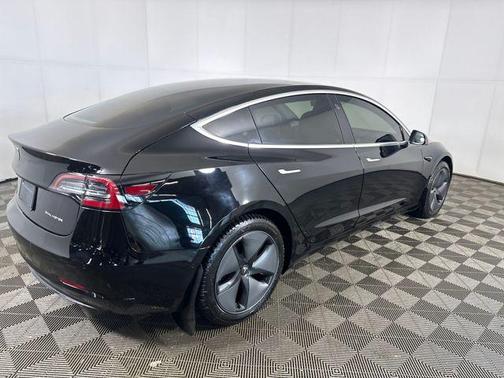2019 Tesla Model 3 Performance