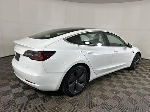 2019 Tesla Model 3 Standard Range Plus