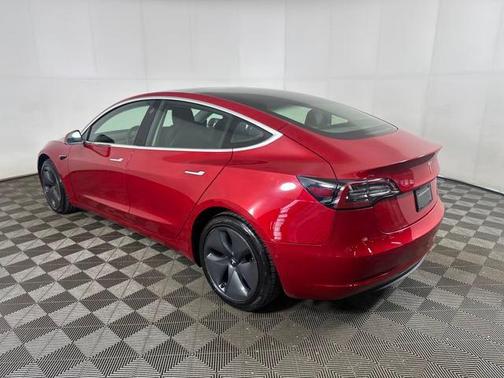 2020 Tesla Model 3 Standard Range