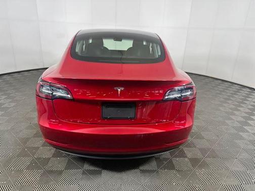 2020 Tesla Model 3 Standard Range