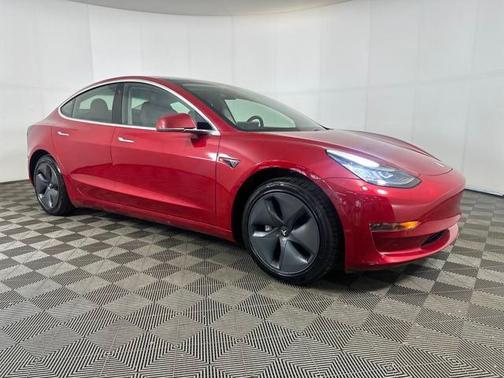 2020 Tesla Model 3 Standard Range