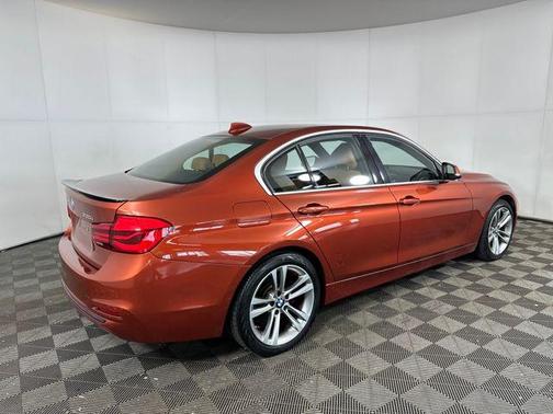 2018 BMW 330 xDrive