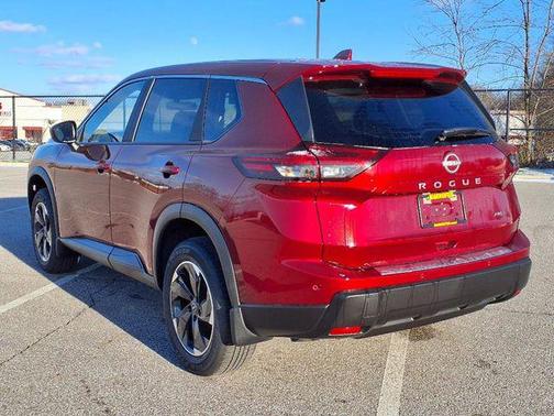 2025 Nissan Rogue SV