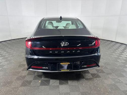 2023 Hyundai SONATA Hybrid SE