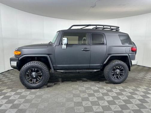 2014 Toyota FJ Cruiser Base