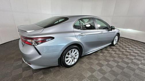 Celestial Silver Metallic 2024 Toyota Camry SE
