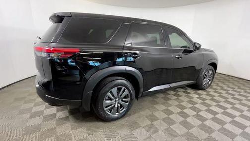 Super Black 2024 Nissan Pathfinder S 4WD