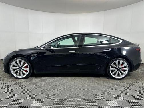 2019 Tesla Model 3 Performance