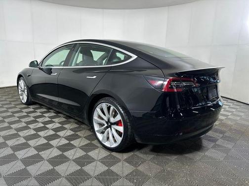 2019 Tesla Model 3 Performance