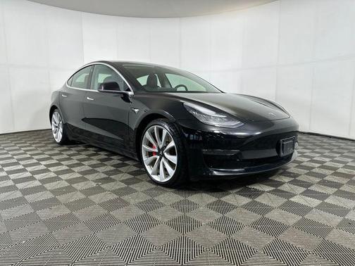 2019 Tesla Model 3 Performance