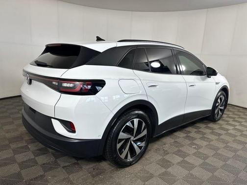 2025 Volkswagen ID.4 Pro