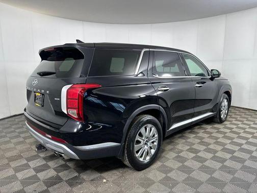 2023 Hyundai PALISADE SE