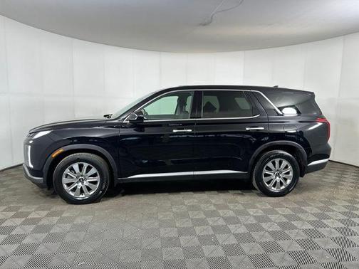 2023 Hyundai PALISADE SE