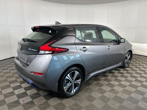 2022 Nissan Leaf SL PLUS 62 kWh