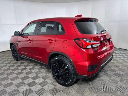 2024 Mitsubishi Outlander Sport 2.0 LE