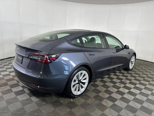 2022 Tesla Model 3 Standard Range