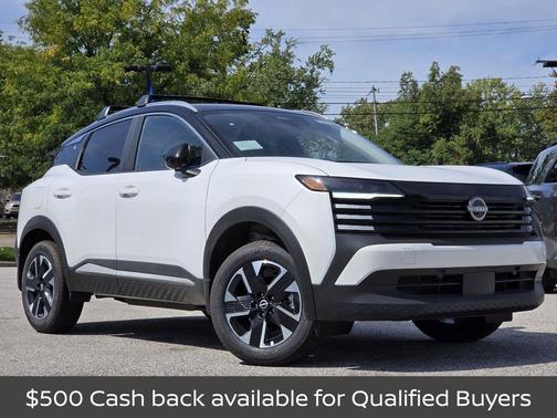 Aspen White/Super Black 2027 Nissan Kicks SV
