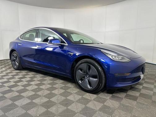 2020 Tesla Model 3 Standard Range Plus