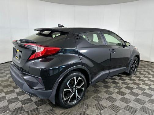 2020 Toyota C-HR XLE