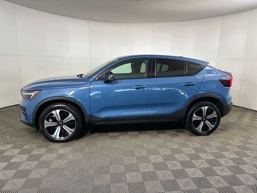 2023 Volvo C40 Recharge Pure Electric Twin Plus