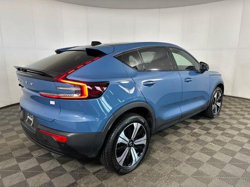 2023 Volvo C40 Recharge Pure Electric Twin Plus