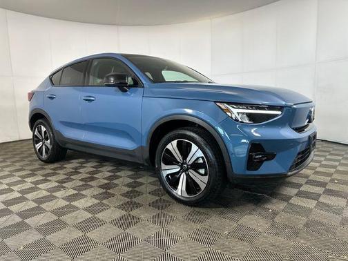 2023 Volvo C40 Recharge Pure Electric Twin Plus