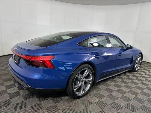 Ascari Blue Metallic 2024 Audi e-tron GT Prestige quattro