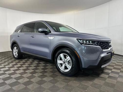 2022 Kia Sorento LX